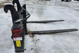 Redskaparna GSH 2000 Hydrauliset Trukkipiikit