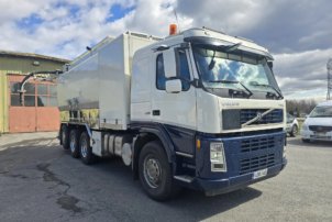 Sisu 10.8 + Jyki sorakasettiyhdistelmä