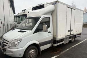 Mercedes-Benz Sprinter kylmäkoneella